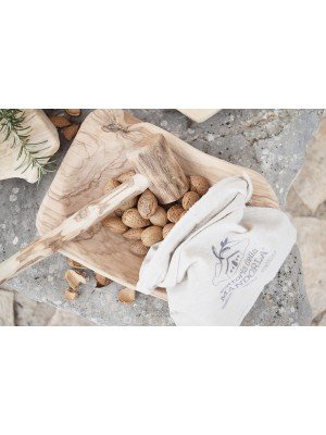 Schiaccia Mandorle con Mandorle in guscio - 500 g